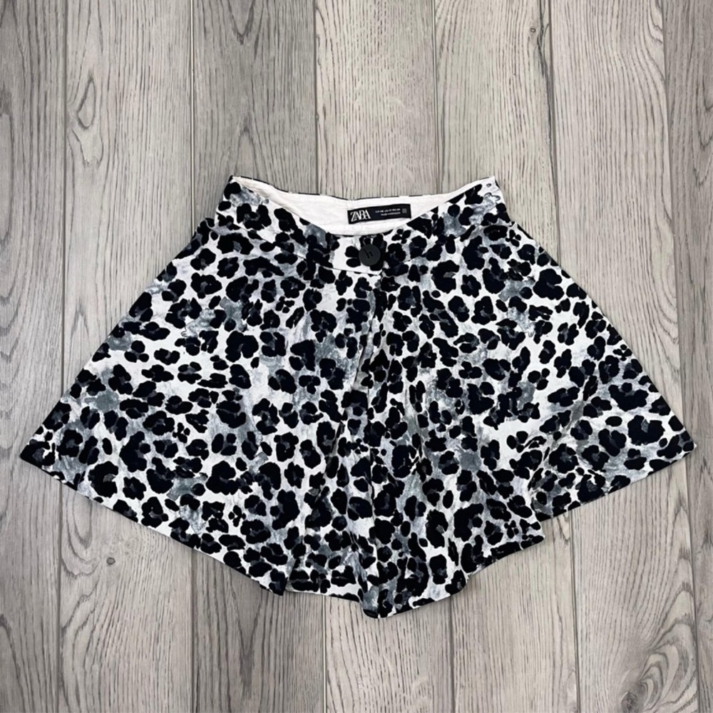 ZARA - Leopard print wrap mini skort
